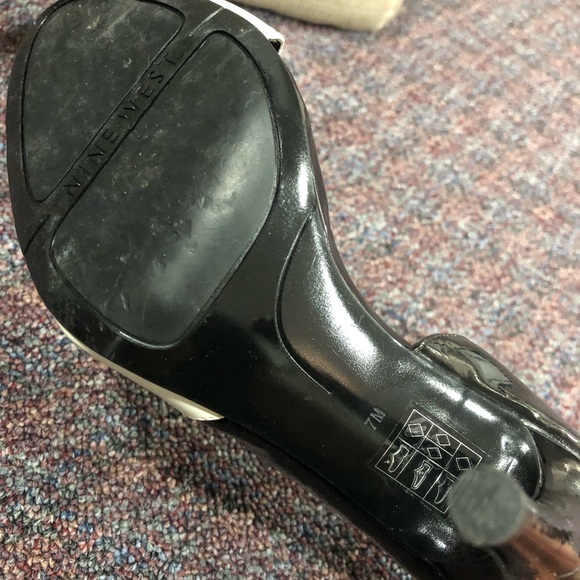 Nine west heels - Picture 3 of 4